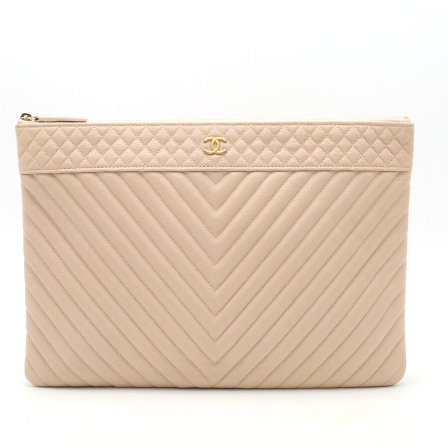 Chanel Chevron Caviar Clutch Bag Pink | Studio Nafay