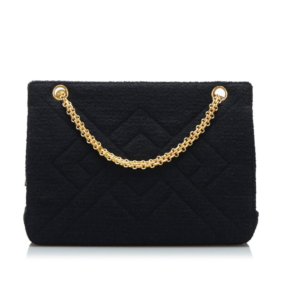 Chanel Classic Tweed Shoulder Bag | Studio Nafay