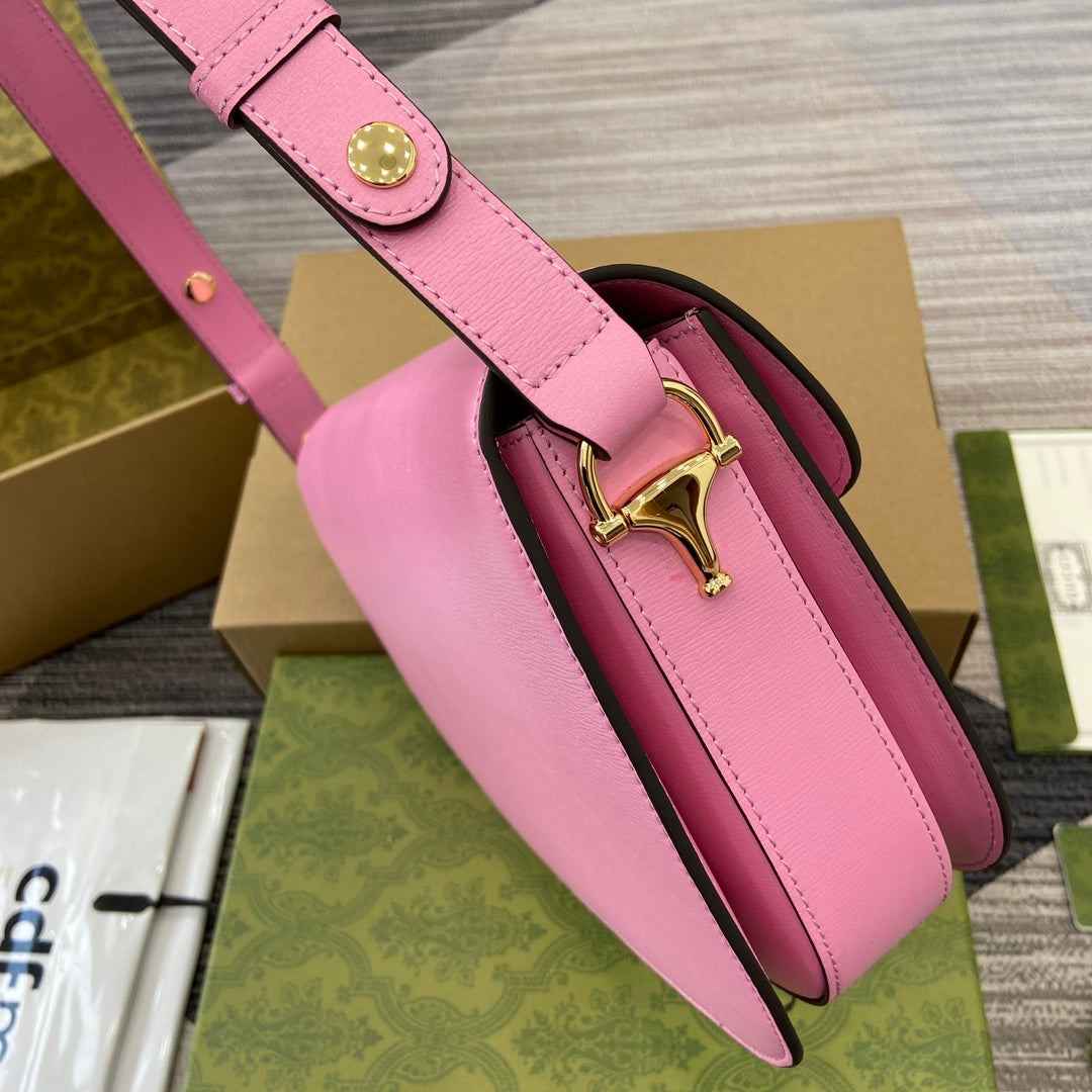 Horsebit Shoulder BAG 25 IN PINK Lambskin GOLD Hardware