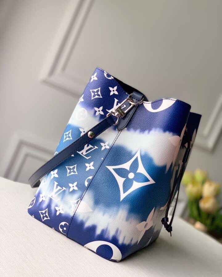 Louis Vuitton Escale NeoNoe MM Bag | Studio Nafay