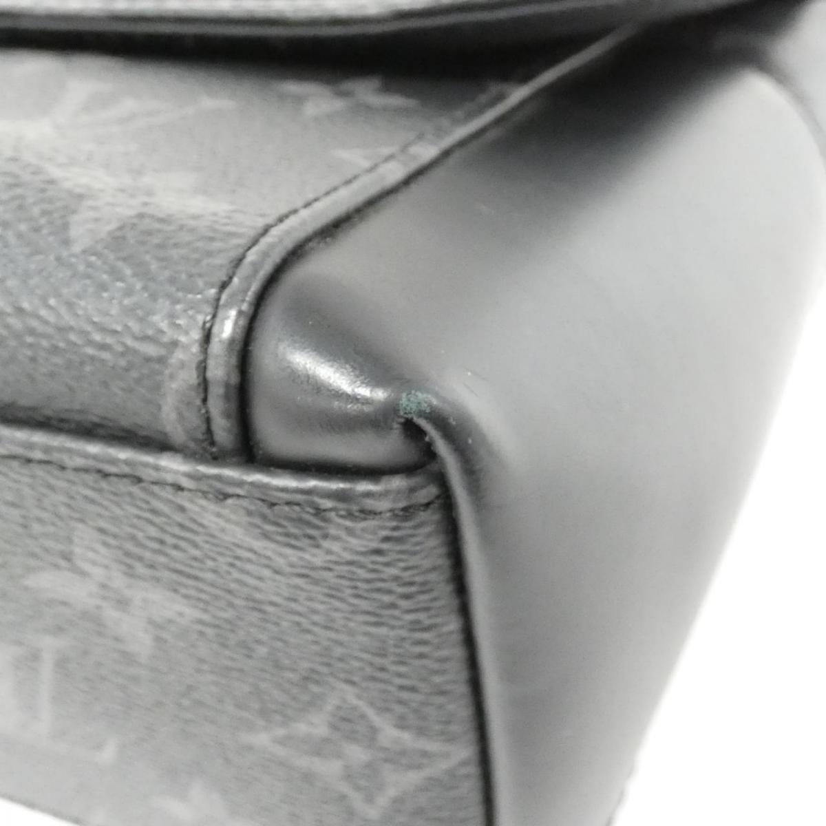 Louis Vuitton Monogram Messengers Explorer PM Shelter Bag