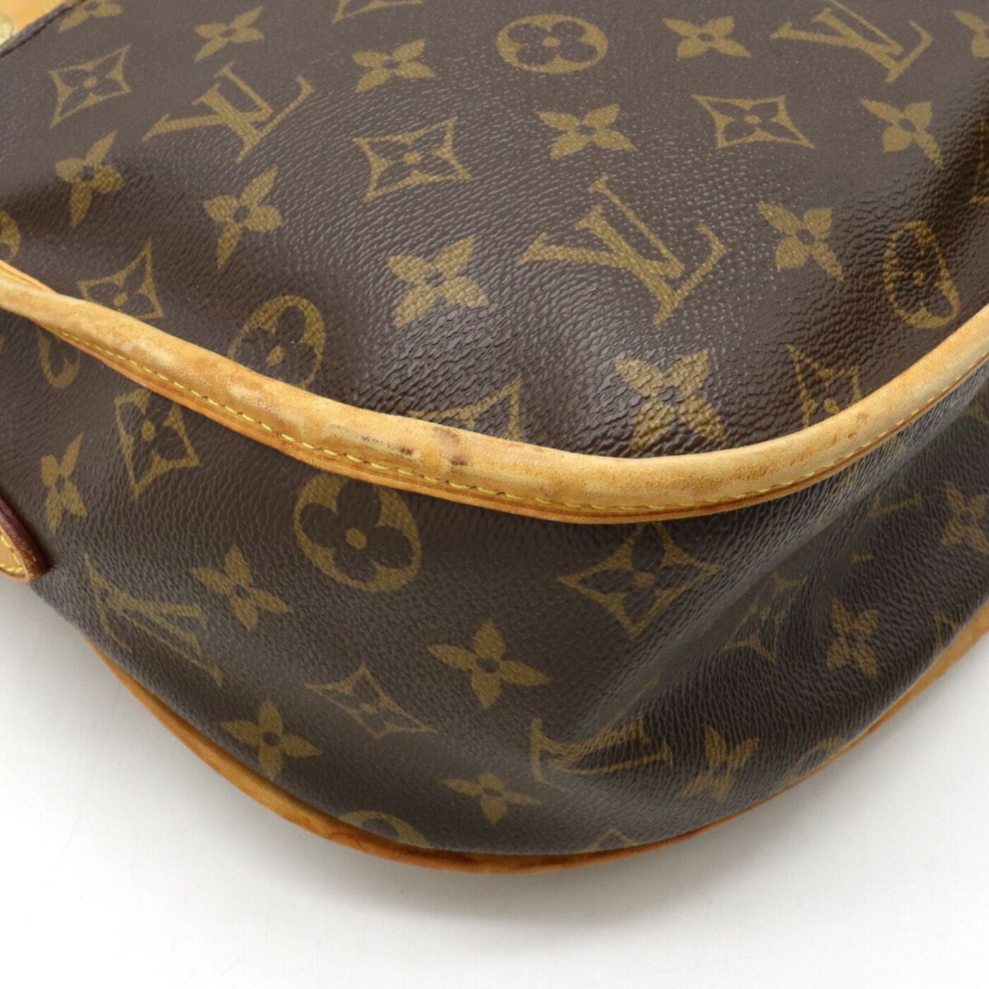 LOUIS VUITTON Monogram Menilmontan MM Shoulder Bag - Product Image 2