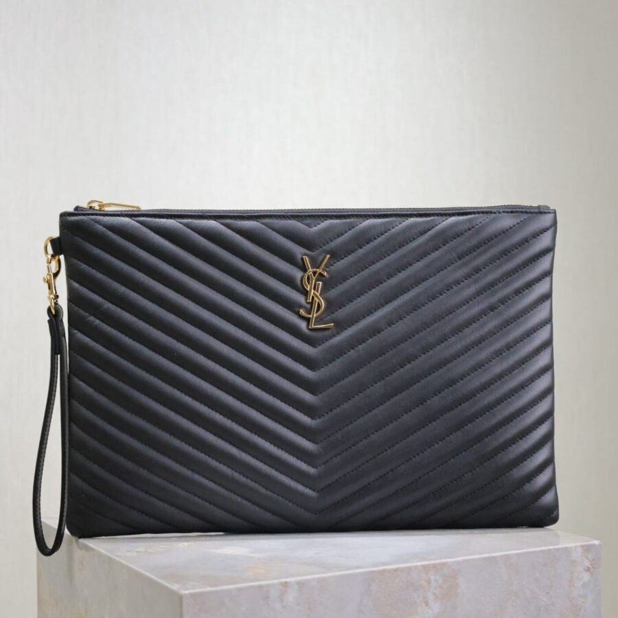 CLUTCH 36 IN BLACK QUILTED CALFSKIN GOLD BUCKLE | Studio Nafay