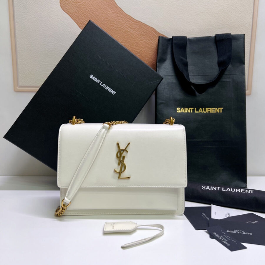 SUNSET MEDIUM 22 IN WHITE CALFSKIN GOLD HARDWARE | Studio Nafay