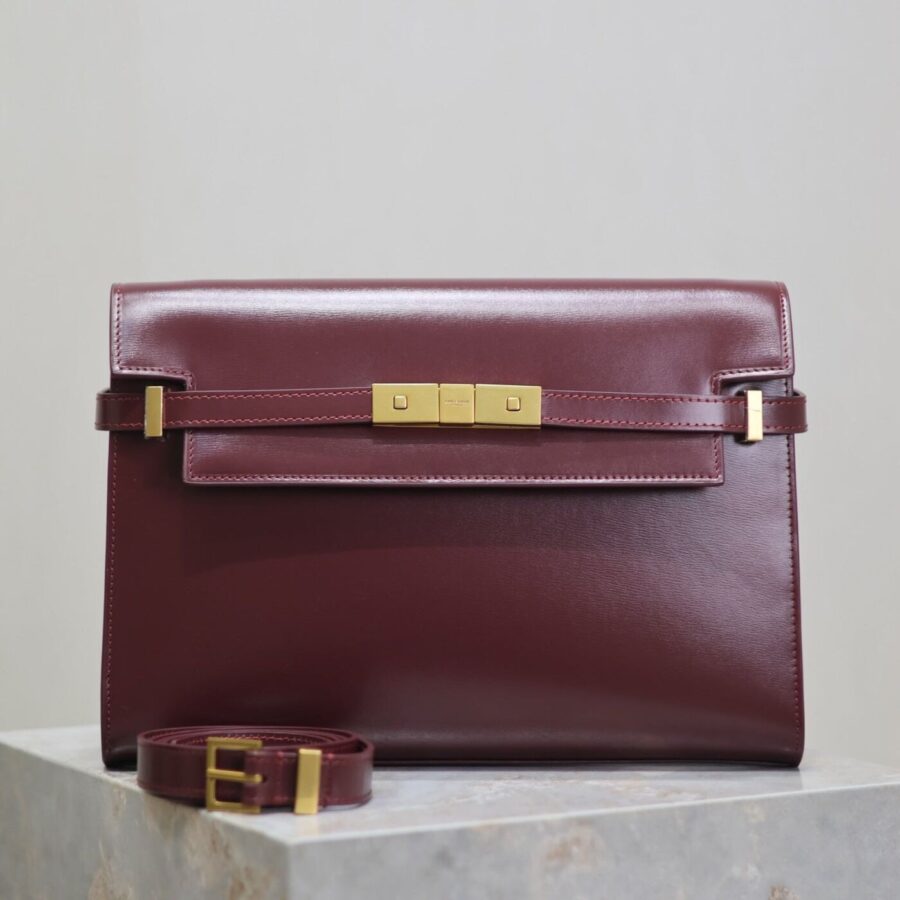 MANHATTAN MEDIUM 29 IN WINE RED SMOOTH CALFSKIN GOLD BUCKLE | Studio Nafay
