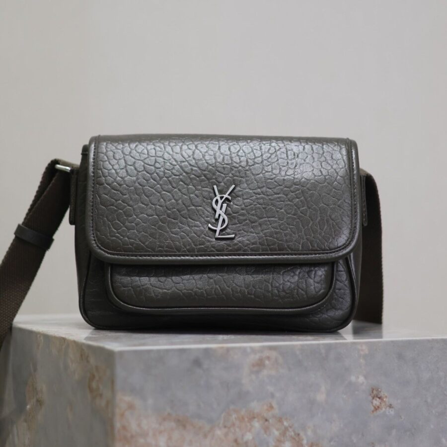 NIKI BABY 22 IN UNIFORM GREEN LAMBSKIN SILVER LOGO | Studio Nafay