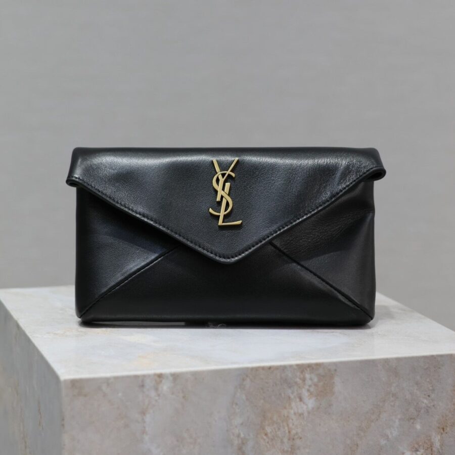 ENVELOPE CLUTCH 21 IN BLACK CALFSKIN | Studio Nafay