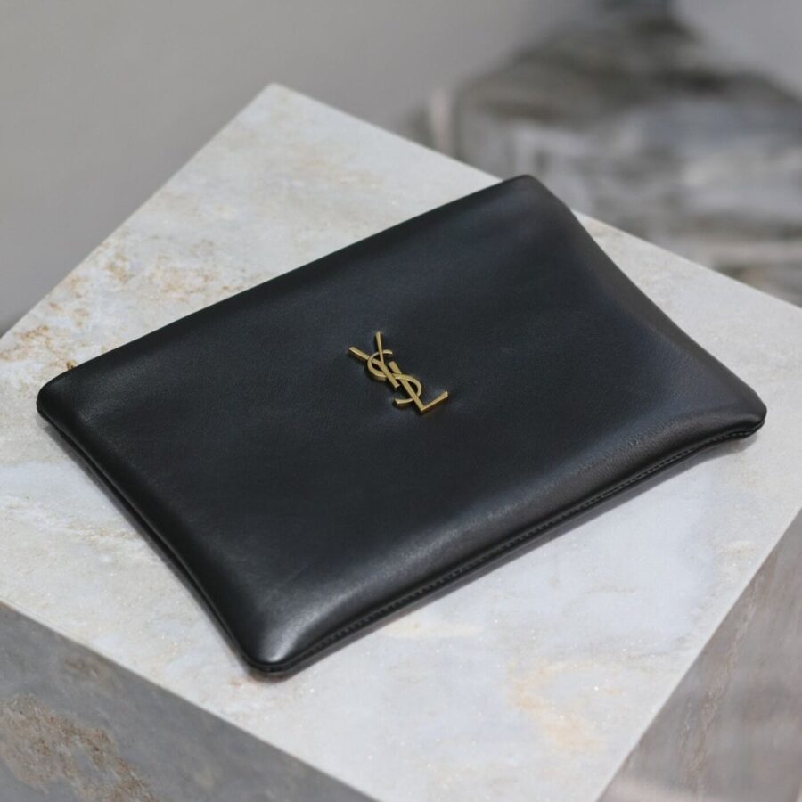 CALYPSO SMALL POUCH 23 IN BLACK SMOOTH LAMBSKIN | Studio Nafay