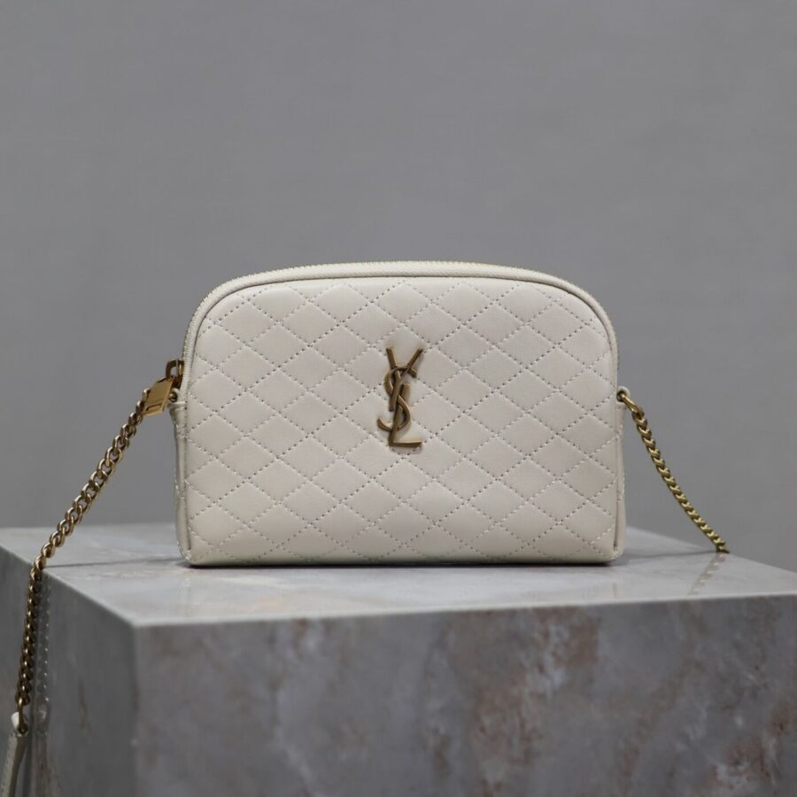 GABY ZIPPED POUCH 19 IN WHITE QUILTED LAMBSKIN GOLD HARDWARE | Studio Nafay