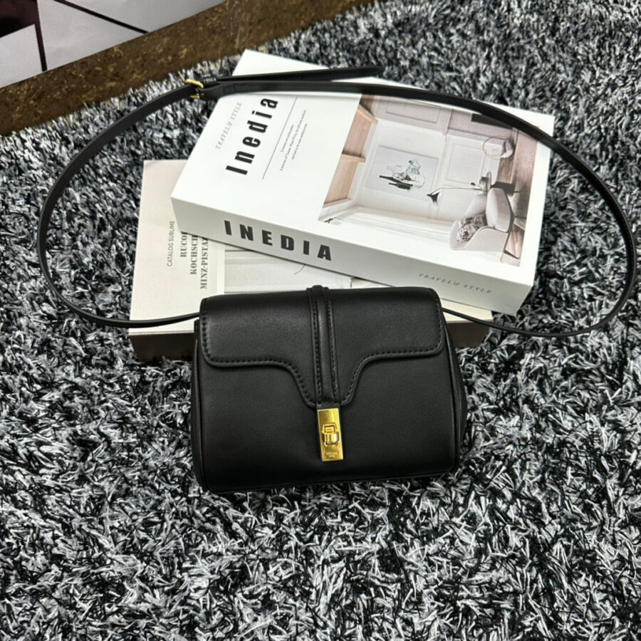 CLASSIC MINI 18 BLACK CALFSKIN | Studio Nafay
