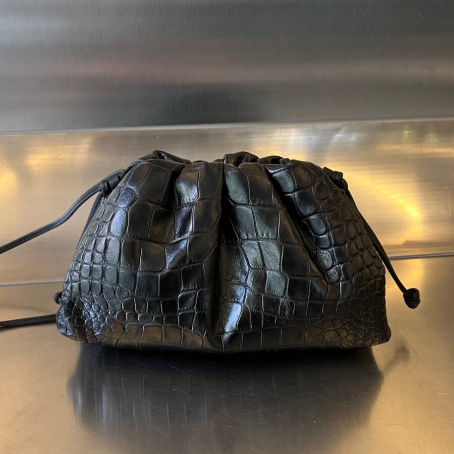 Mini Pouch 22cm Black Calfskin | Studio Nafay