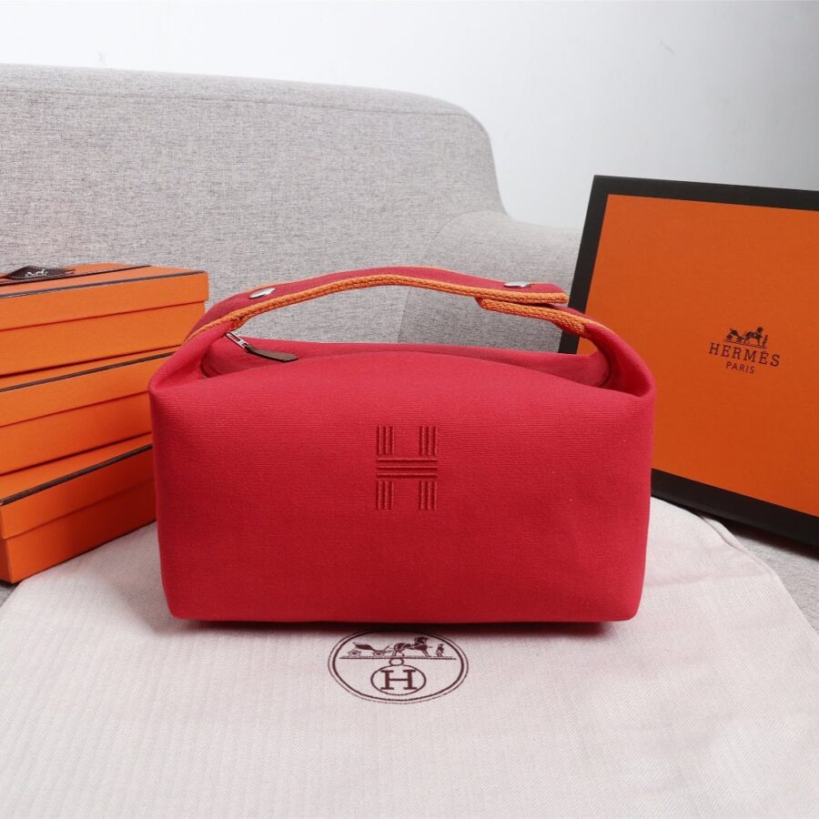 Designer handbag red – front view