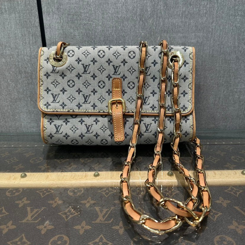 Louis Vuitton Denim Monogram Blue Crossbody Bag 23x17x6cm | Studio Nafay