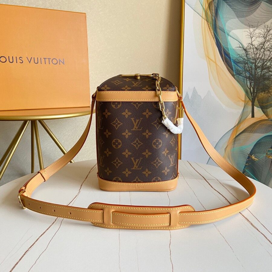 Designer Handbags Louis Vuitton 145 | Studio Nafay