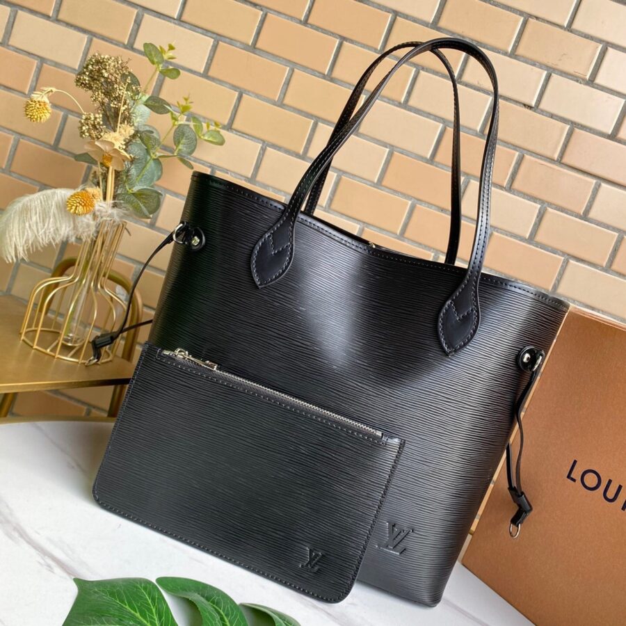 Designer Handbags Louis Vuitton 131 | Studio Nafay