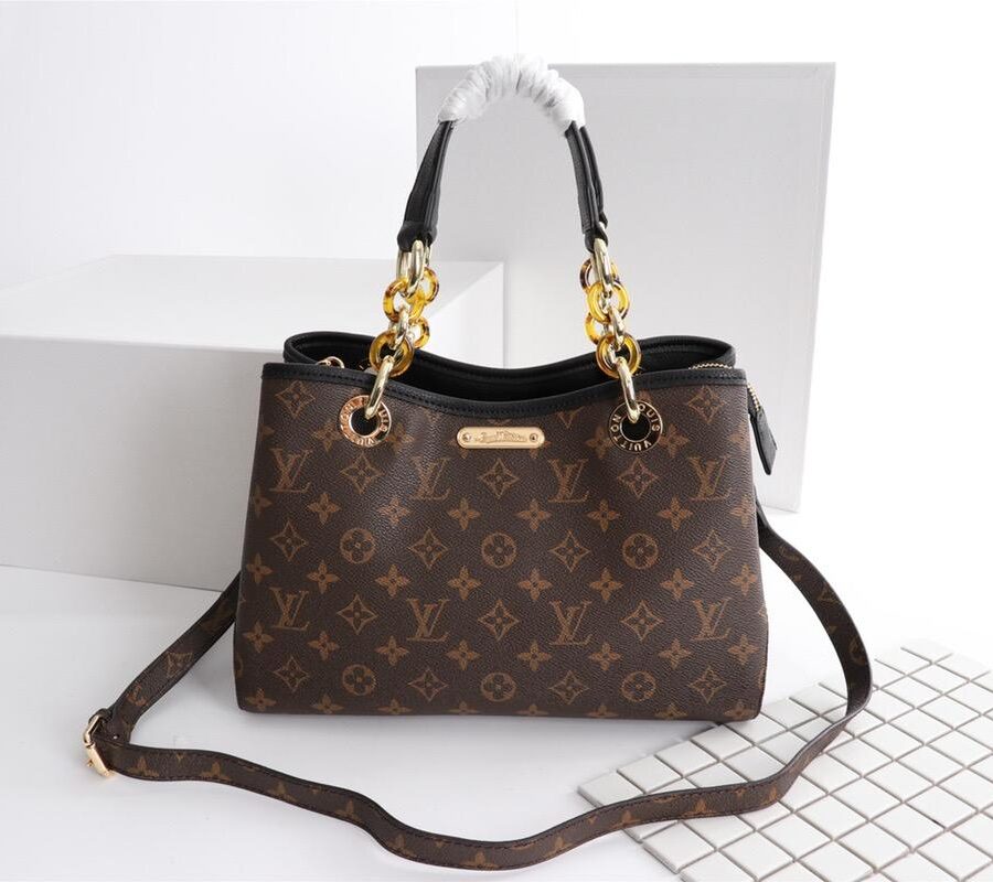 Designer Handbags Louis Vuitton 181 | Studio Nafay