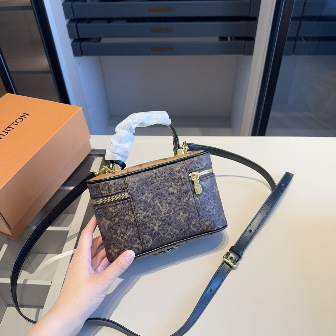Louis Vuitton Handbags