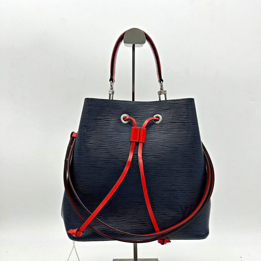 Louis Vuitton Blue Epi Leather NeoNoe MM Bag Louis Vuitton | Studio Nafay